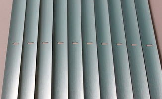 全面解析拉絲鋁百葉窗簾、鋁卷、鋁板及玻璃鋼直通視鏡的價格、廠家與圖片信息